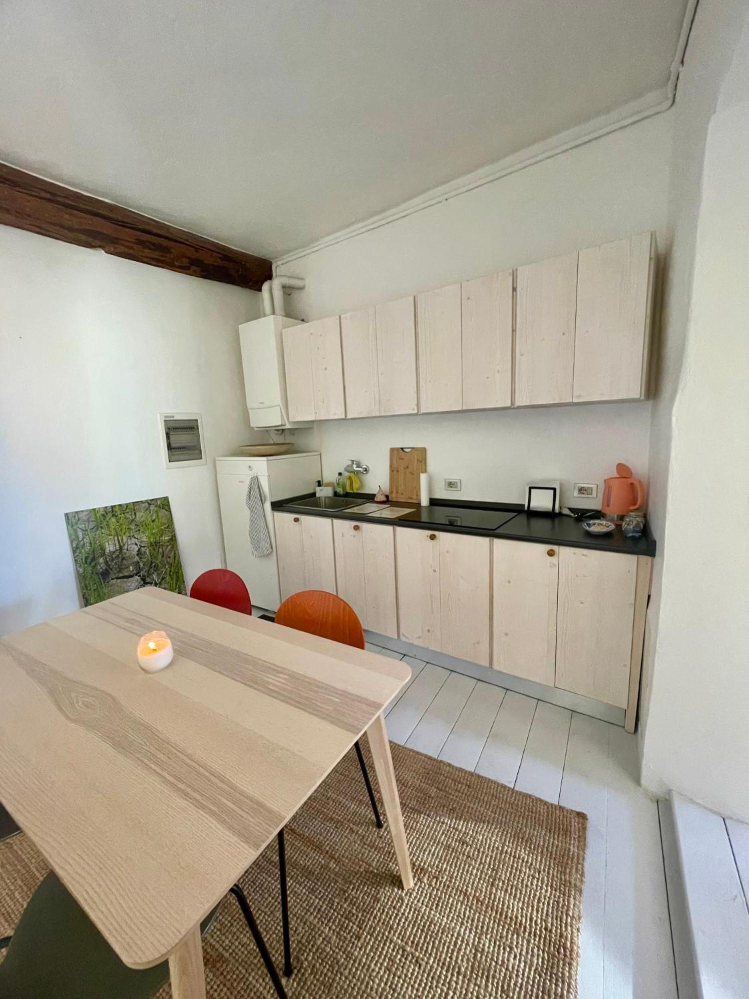 Appartamento Sui Tetti Del Centro Storico Rovereto  Extérieur photo